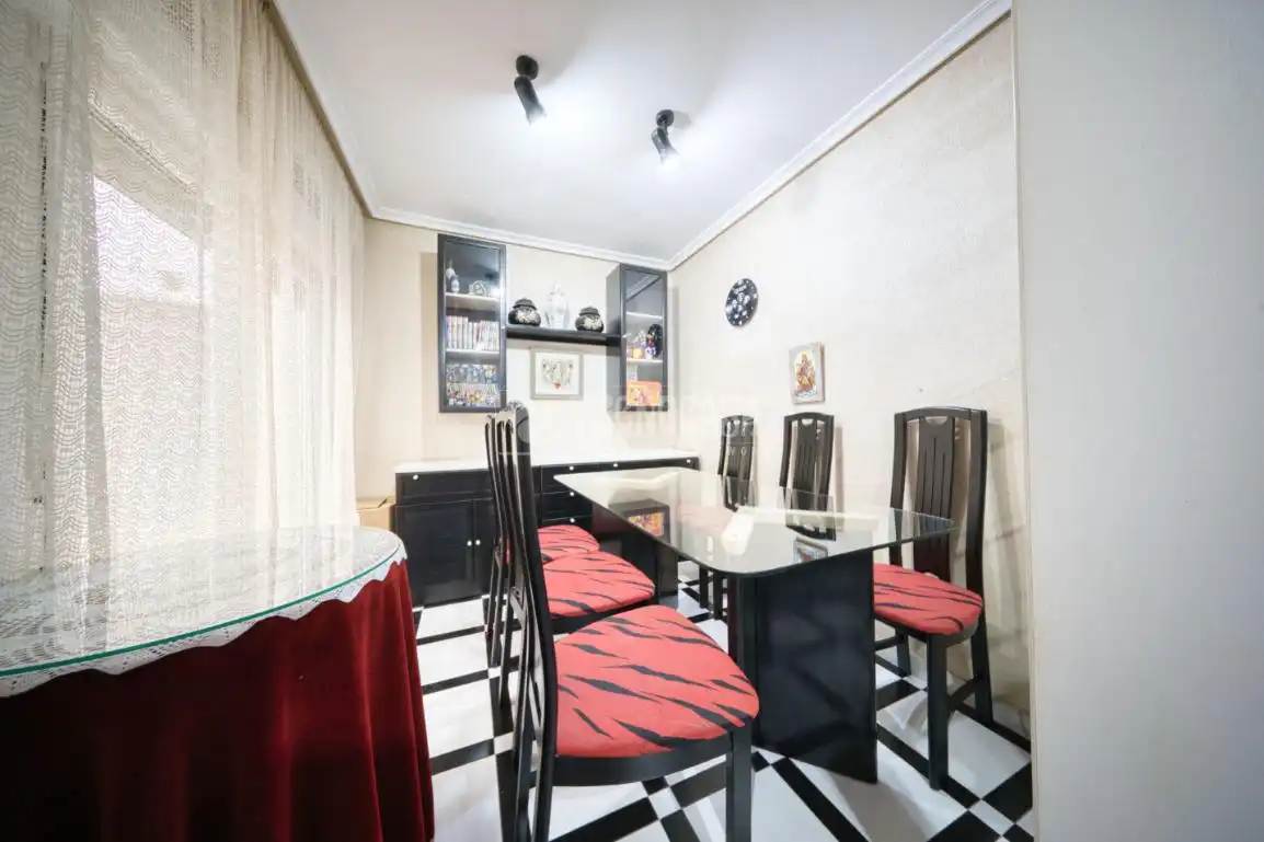 Flat for sale in Circular