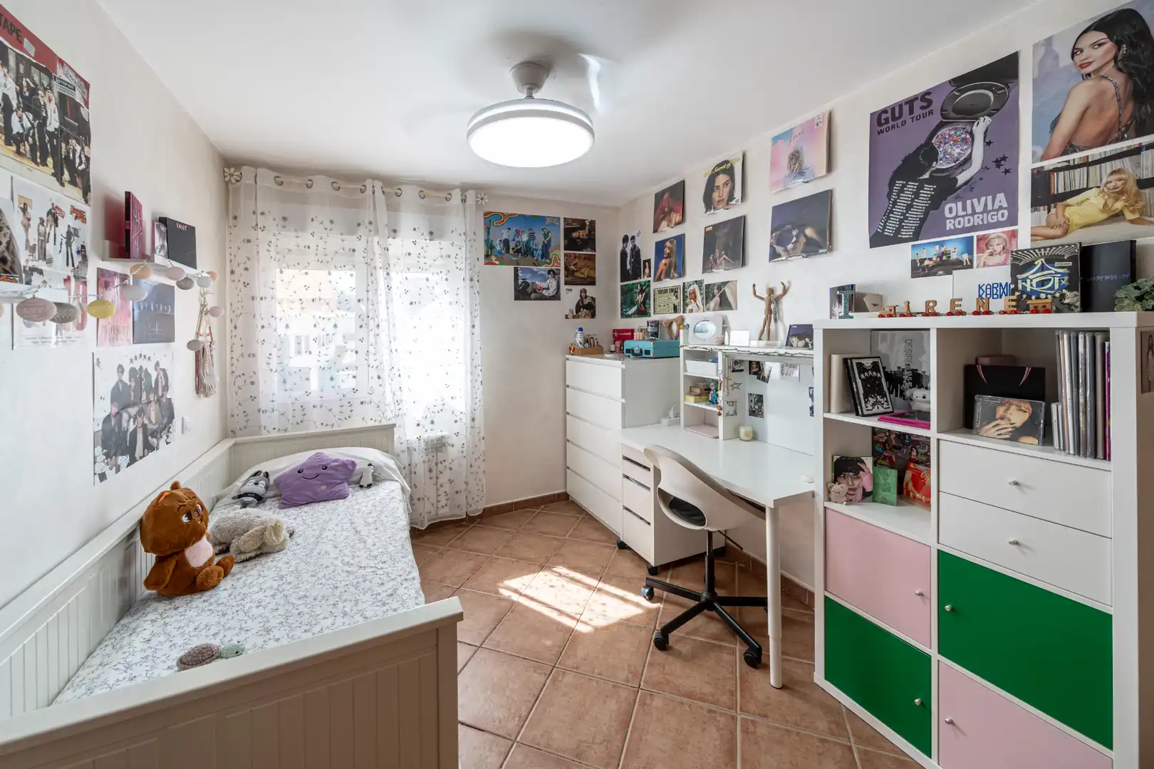 Habitación de Casa o chalet en venta en Chiloeches con Aire acondicionado, Calefacción y Jardín privado