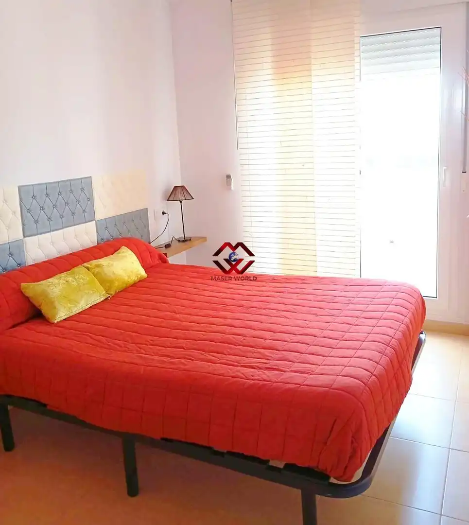 Habitación de Ático en venta en Alhama de Murcia con Aire acondicionado, Terraza y Amueblado