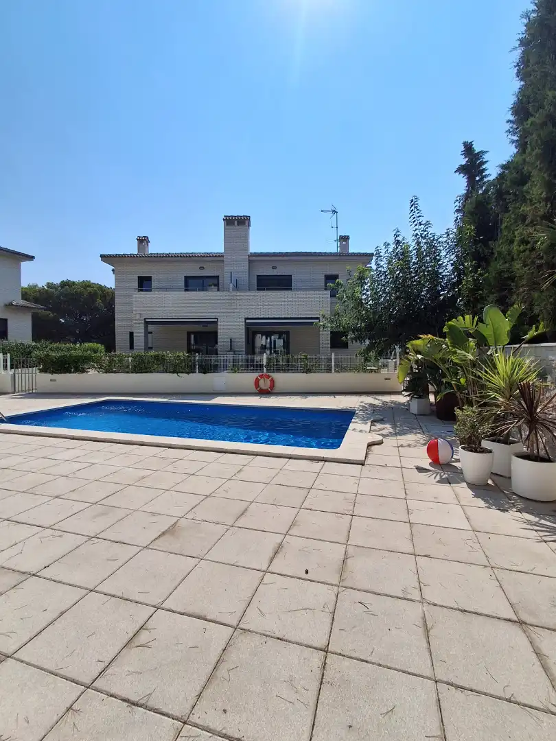 Swimming pool of Detached homes for sale in Mont-roig del Camp  with Air Conditioner, Private garden and Terrace