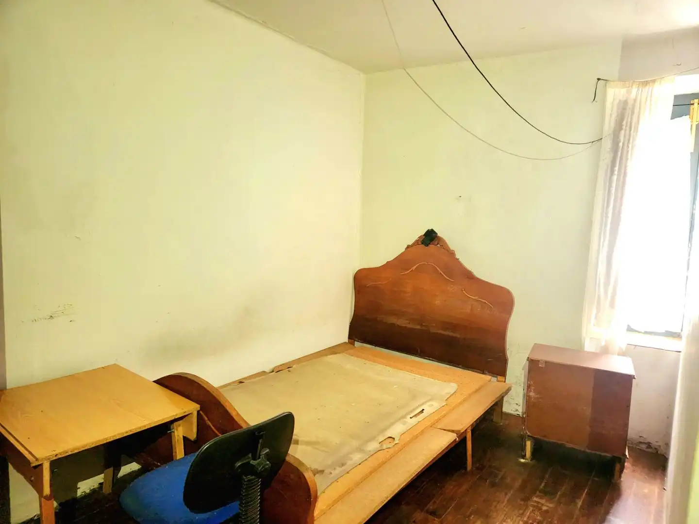 Habitación de Edificio en venta en Cangas del Narcea