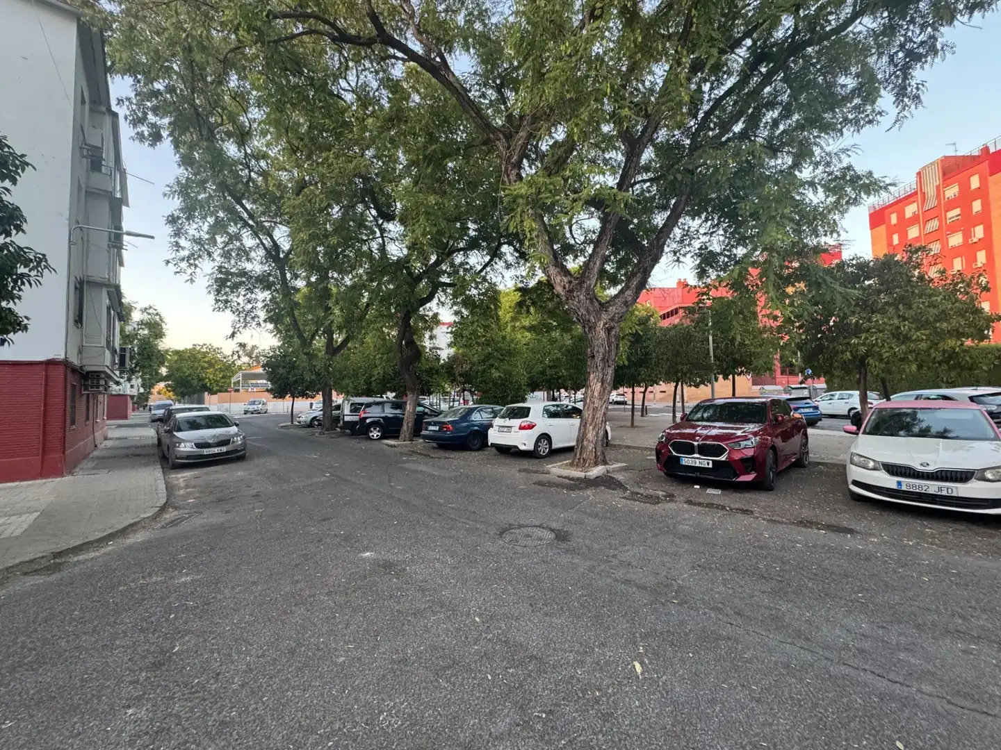 Parking de Piso en venta en Sevilla con Aire acondicionado y Calefacción