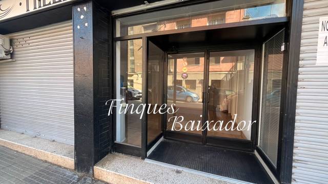 Local comercial en Alquiler en Carrer de les Colomeres en Passeig Maragall
