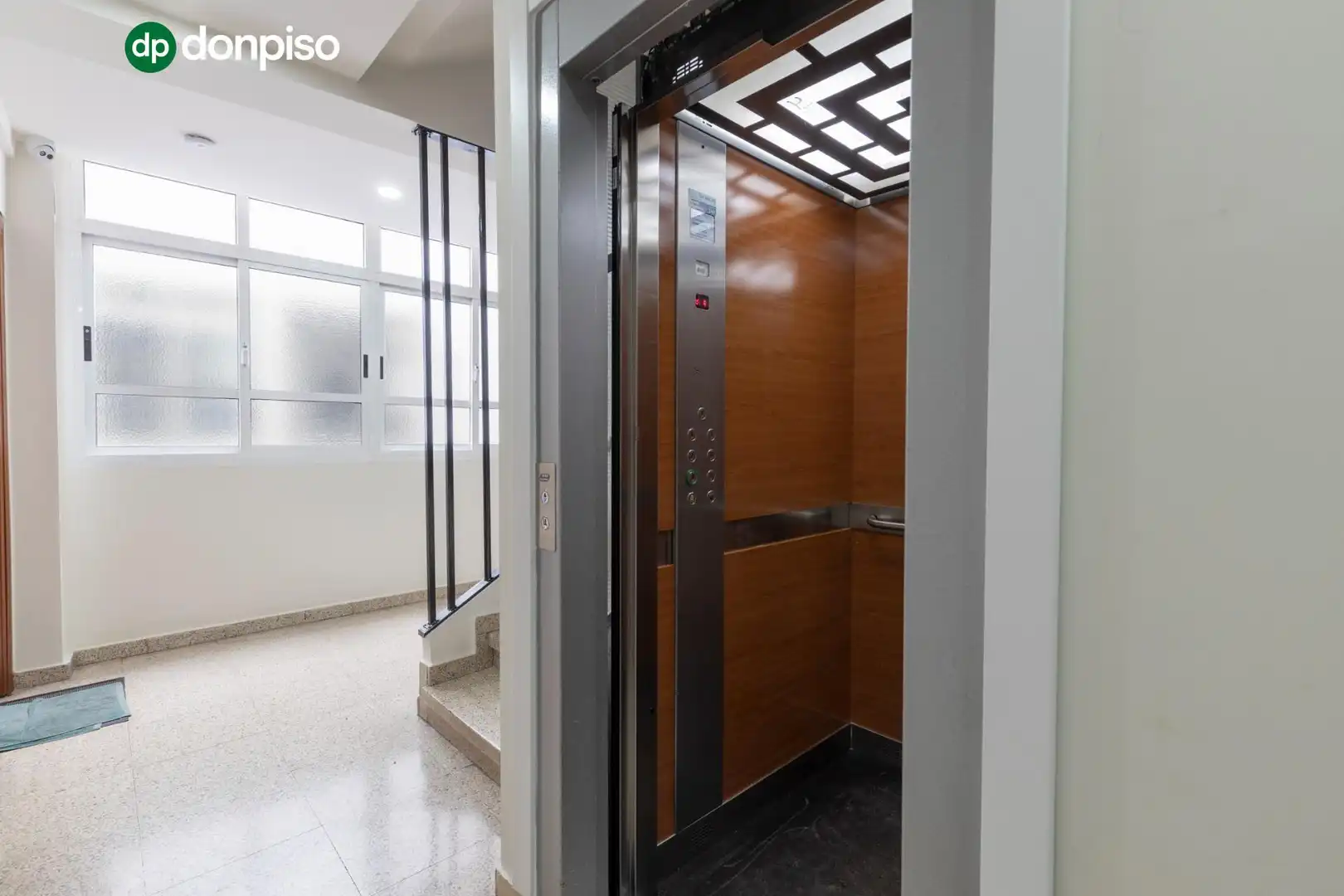 Flat for rent in Calle Pintor Lopez Mezquita, Camino de Ronda