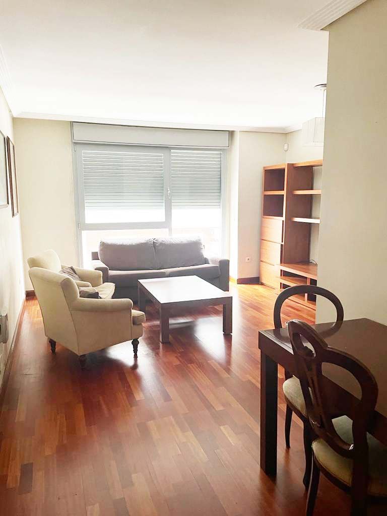 Sala d'estar de Apartament en venda en  Granada Capital amb Aire condicionat, Calefacció i Parquet