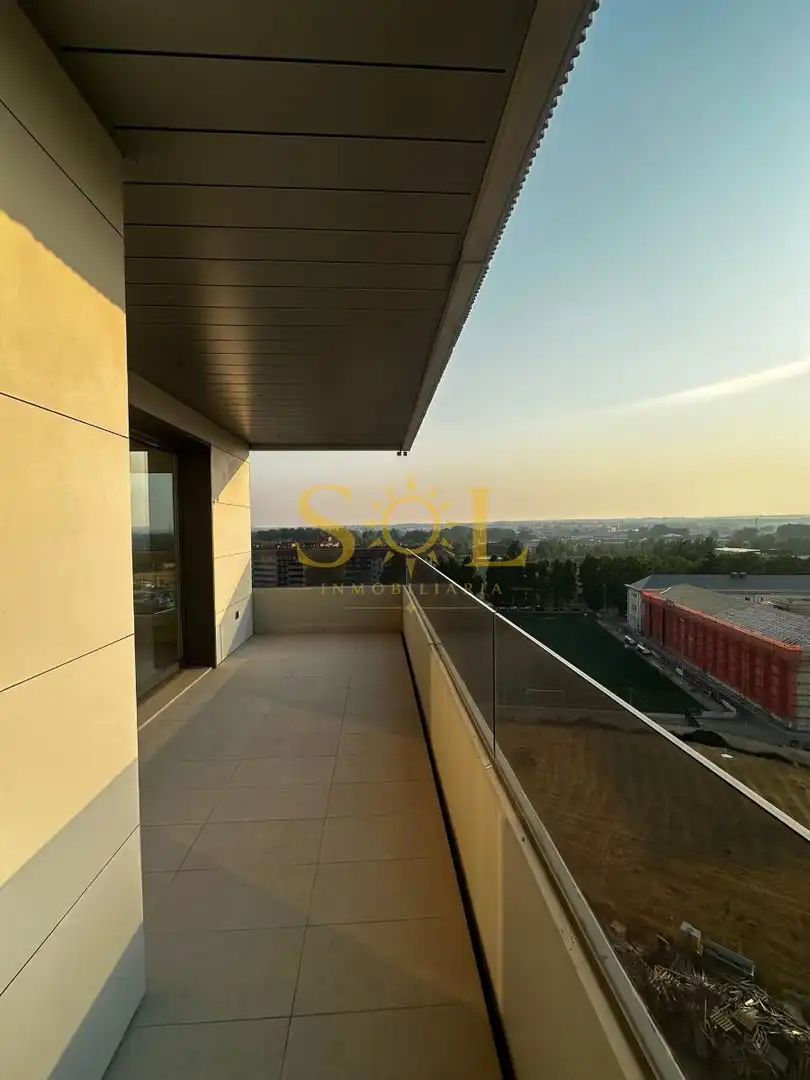 Terrasse von Wohnung zur Miete in León Capital  mit Klimaanlage, Heizung und Parkett