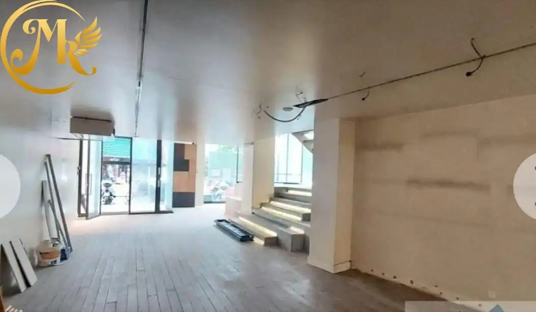 Gewerbefläche zum Verkauf in Calle SANTA CLARA, imagen 7