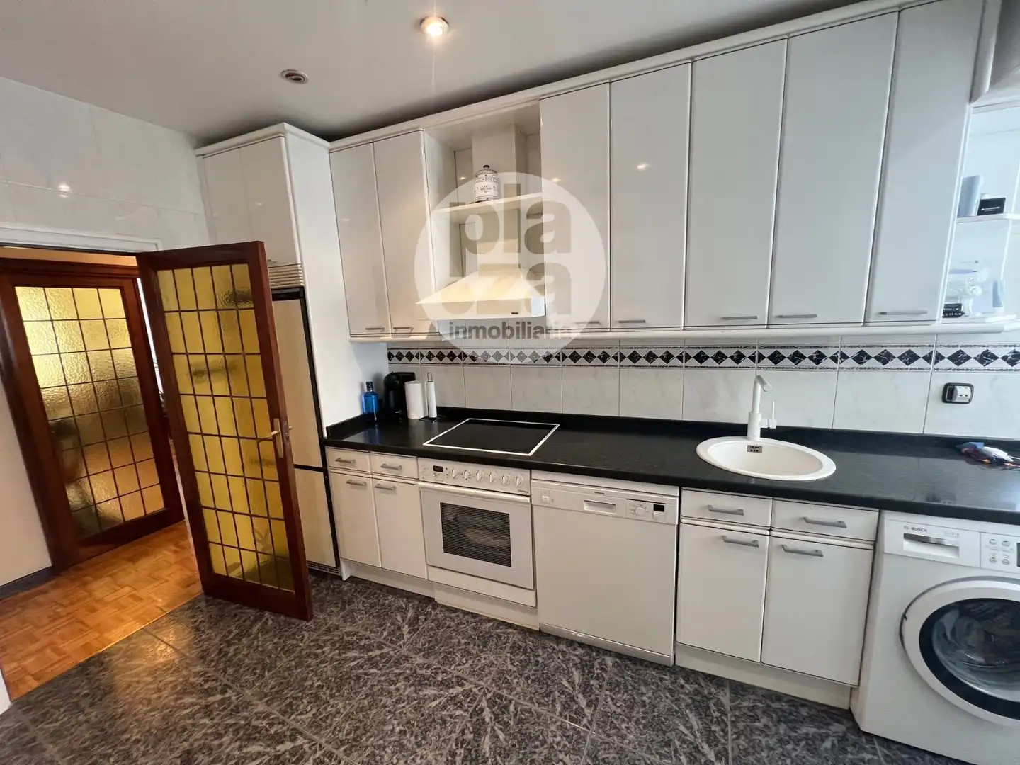Kitchen of Flat for sale in Burgos  with Heating, Terrace and Storage room