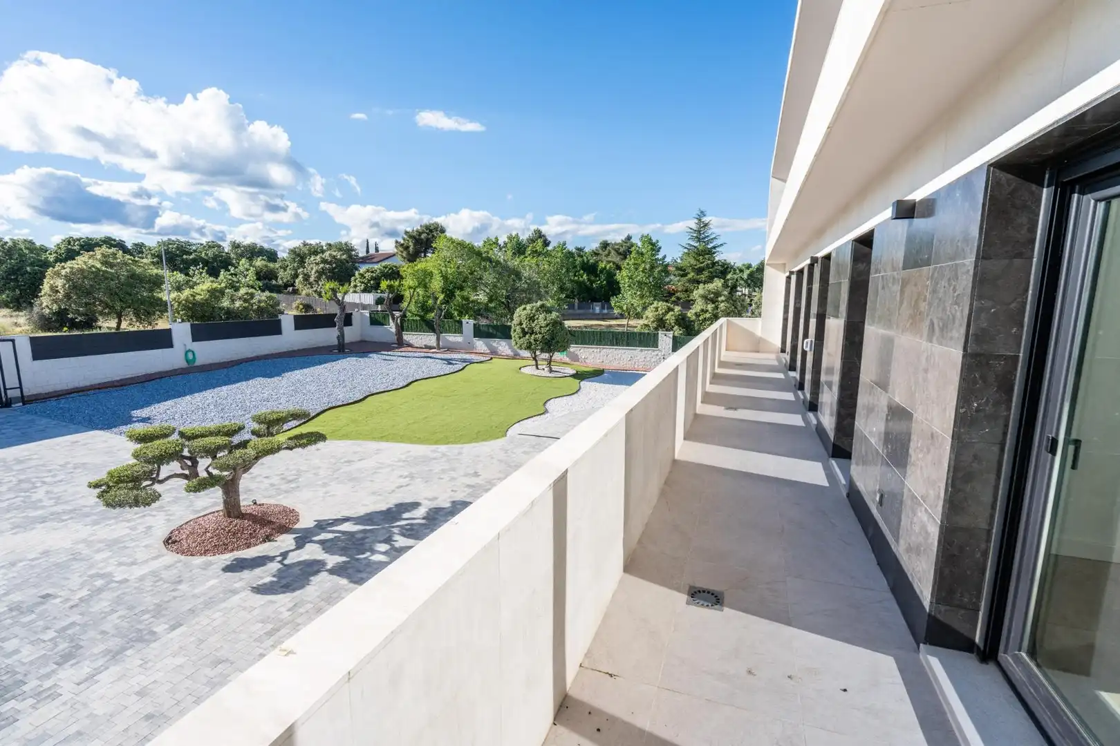 Terrassa de Casa o xalet en venda en Colmenarejo amb Aire condicionat, Calefacció i Jardí privat