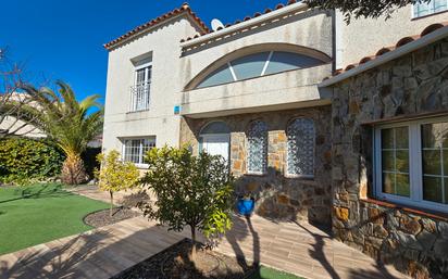 Exterior view of House or chalet for sale in Sabadell  with Heating, Private garden and Parquet flooring