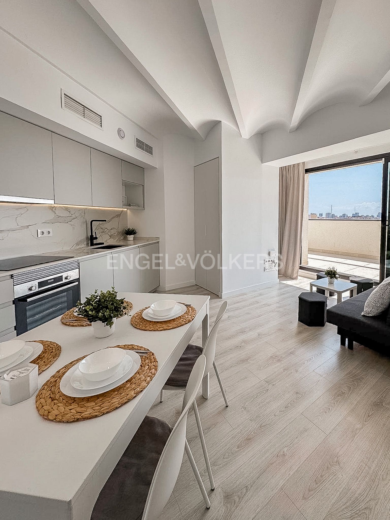 Cuina de Àtic de lloguer en  Barcelona Capital amb Aire condicionat, Calefacció i Terrassa