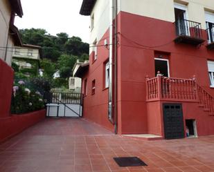 Vista exterior de Casa o xalet en venda en Santander amb Terrassa i Balcó