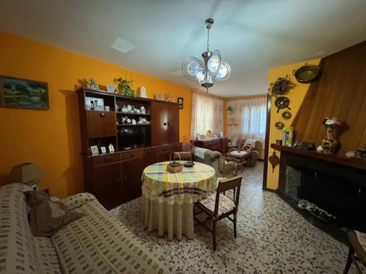 Sala de estar de Casa o chalet en venta en Villavieja del Lozoya con Calefacción, Terraza y Piscina