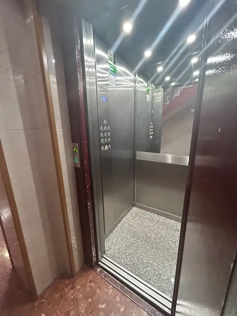 Ático en venta en Barcelona con Amueblado y Balcón