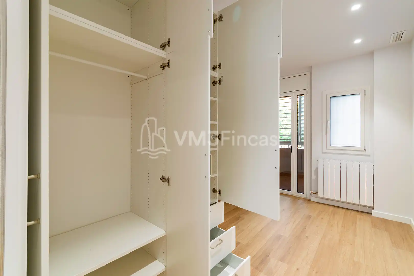 Schlafzimmer von Wohnung zur Miete in Barcelona mit Klimaanlage, Heizung und Terrasse
