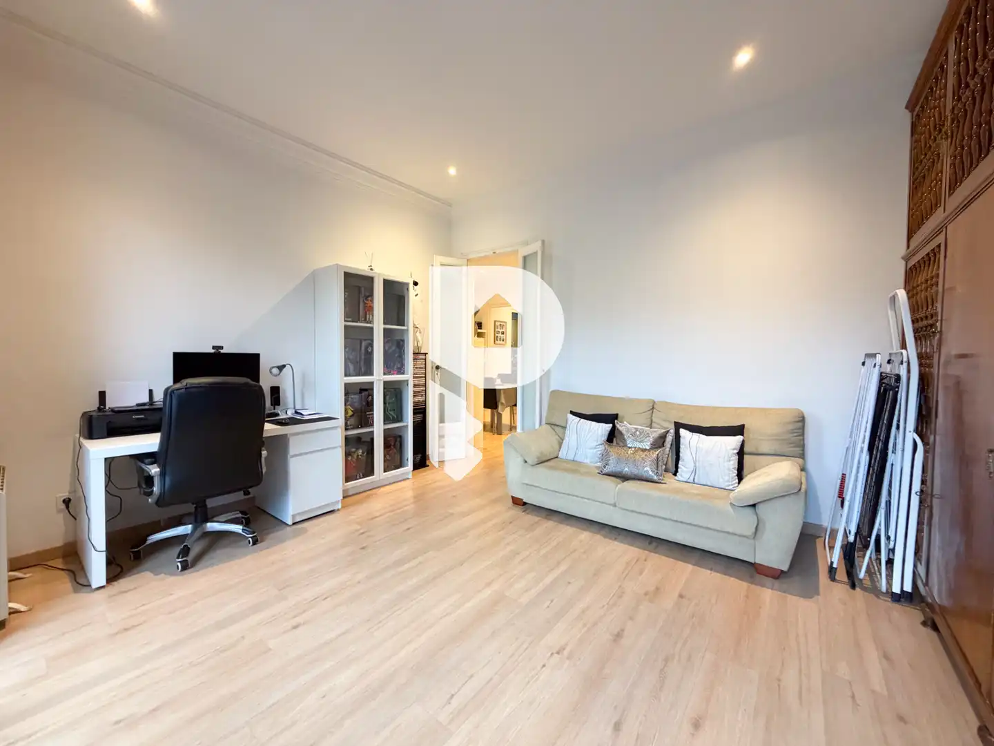 Living room of Flat for sale in Barcelona  with Air Conditioner, Heating and Parquet flooring