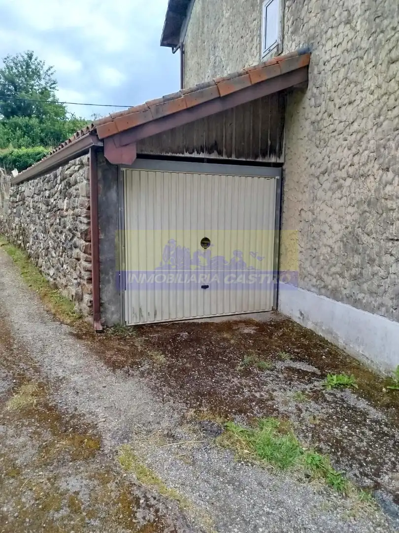 Casa adosada en venda a Barrio Otañes, Otañes - Talledo
