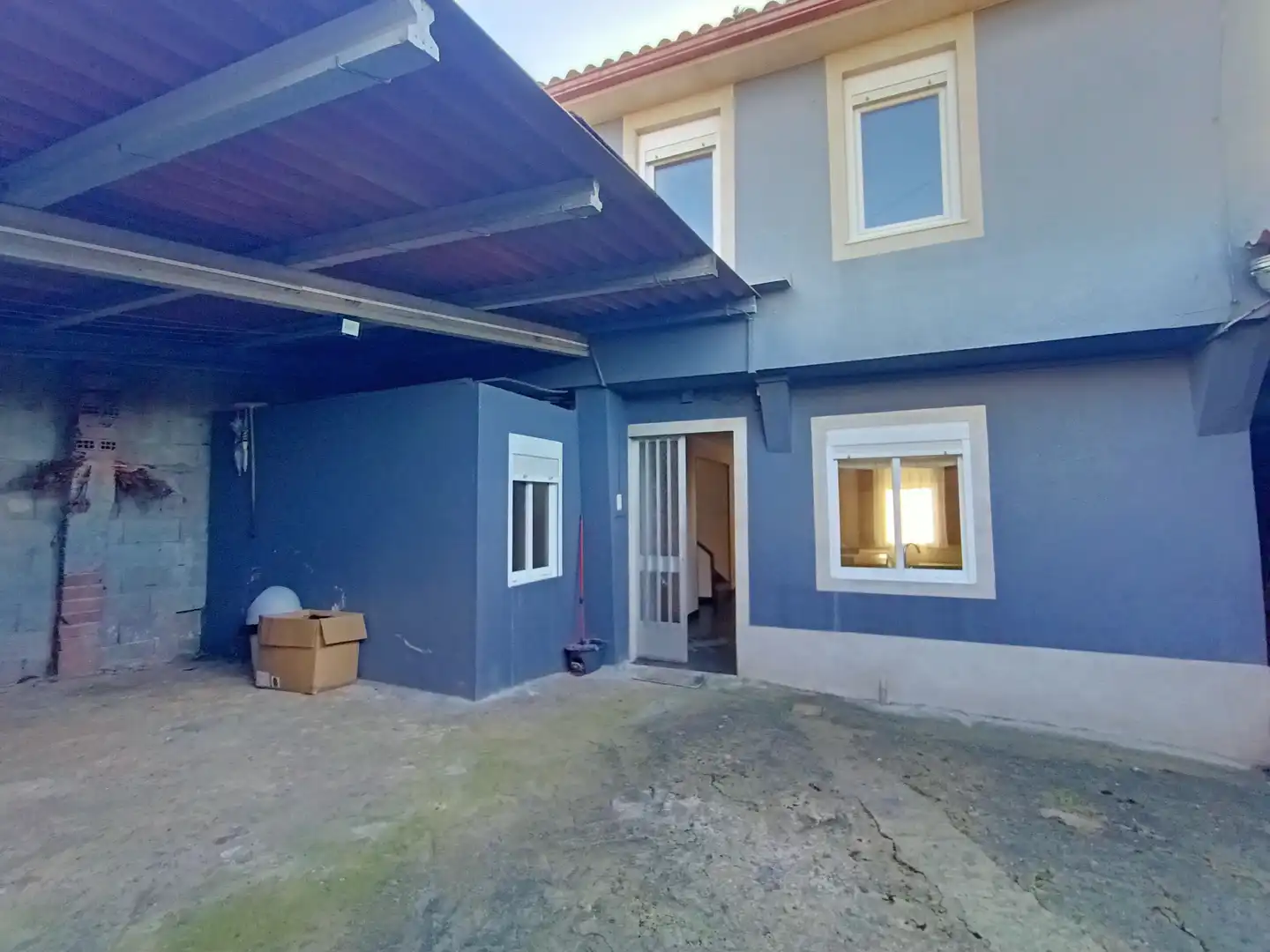 Außenansicht von Haus oder Chalet zum Verkauf in Coristanco mit Möbliert