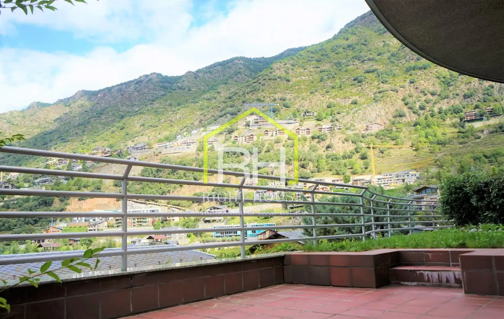 Terrace of Houses for sale in Escaldes – Engordany  with Heating, Private garden and Parquet flooring
