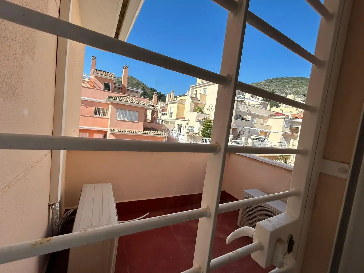 Terrasse von Einfamilien-Reihenhaus zum Verkauf in Cullera mit Klimaanlage, Terrasse und Möbliert