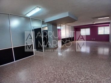 Oficina en alquiler en Piscinas