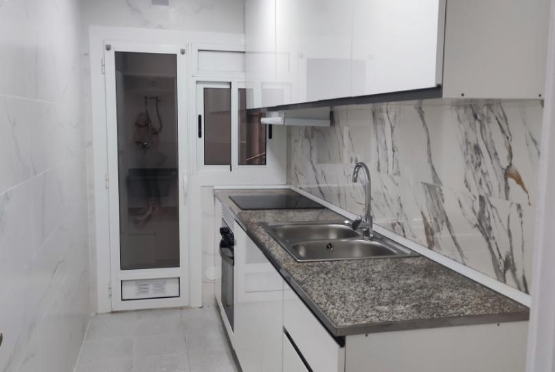 Foto 1 de Piso en venta en Can Pantiquet, Barcelona