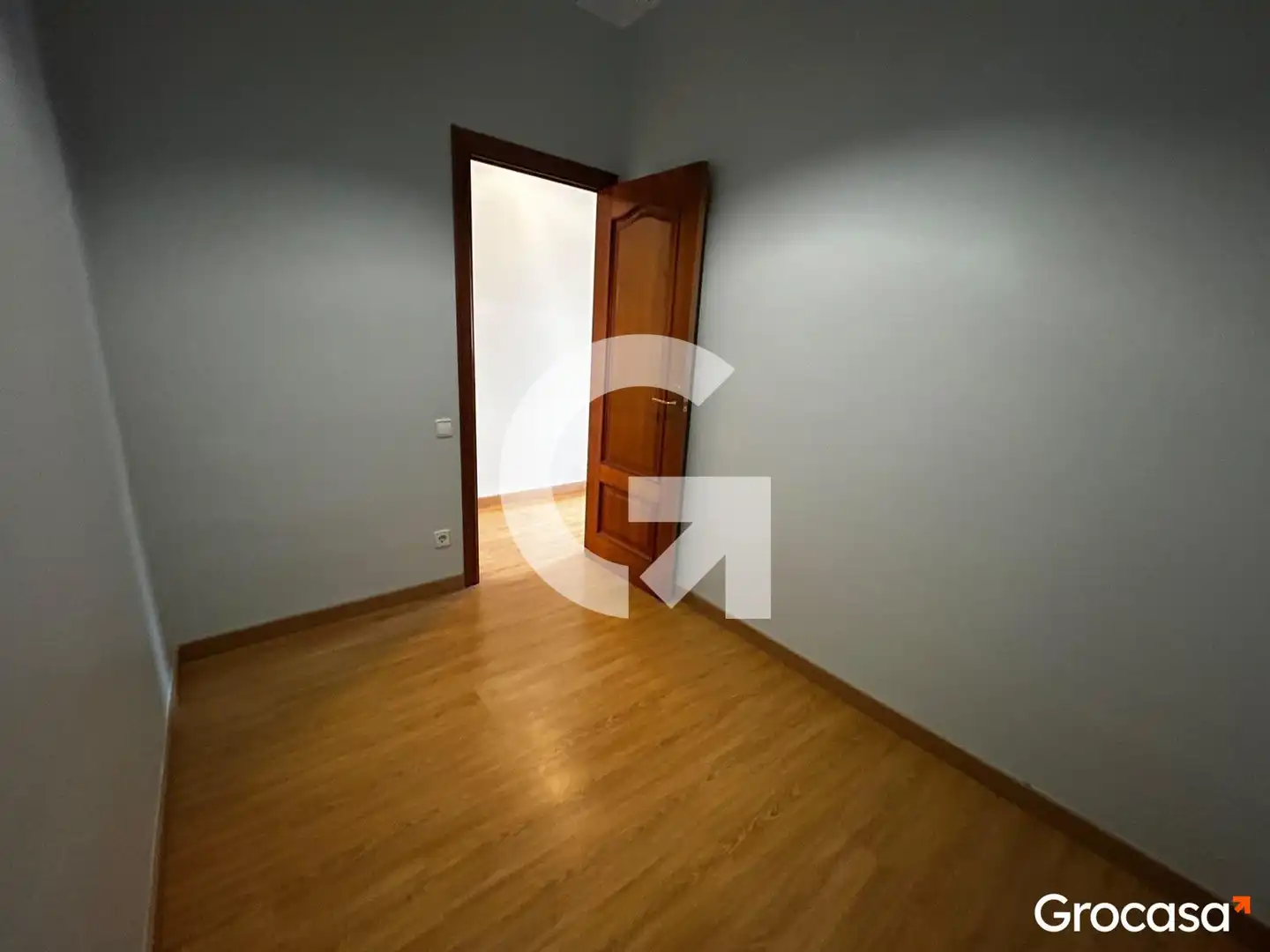 Bedroom of Flat for sale in Mataró  with Air Conditioner, Terrace and Storage room