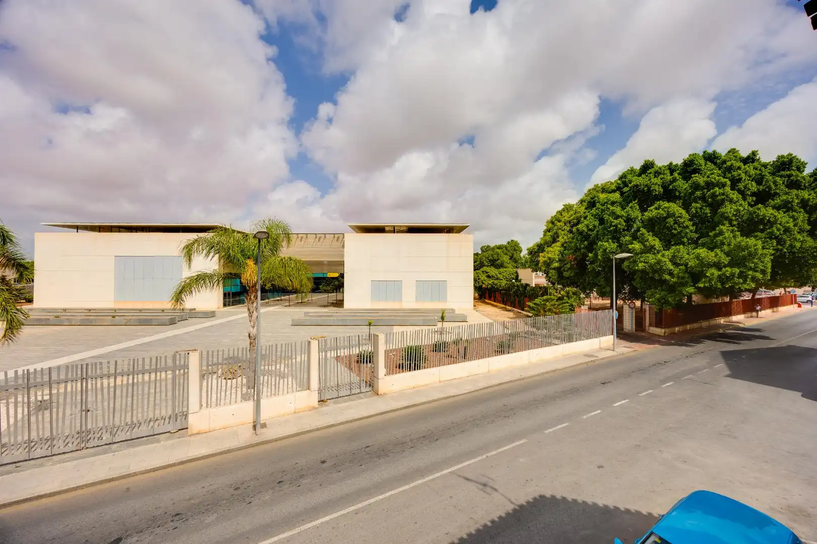 Vista exterior de Casa o chalet en venta en Torrevieja con Terraza y Amueblado