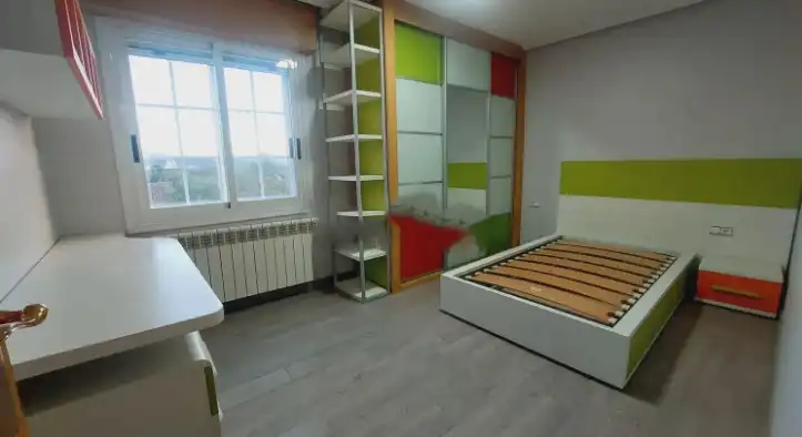 Flat for sale in San Cibrao das Viñas, imagen 2