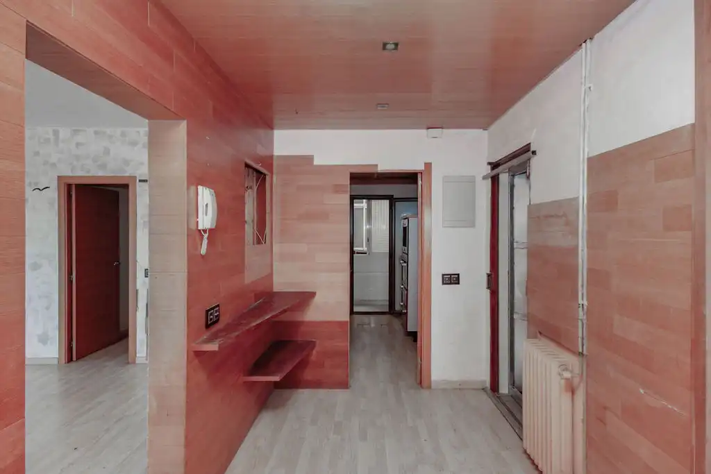 Flat for sale in Sabadell  with Heating
