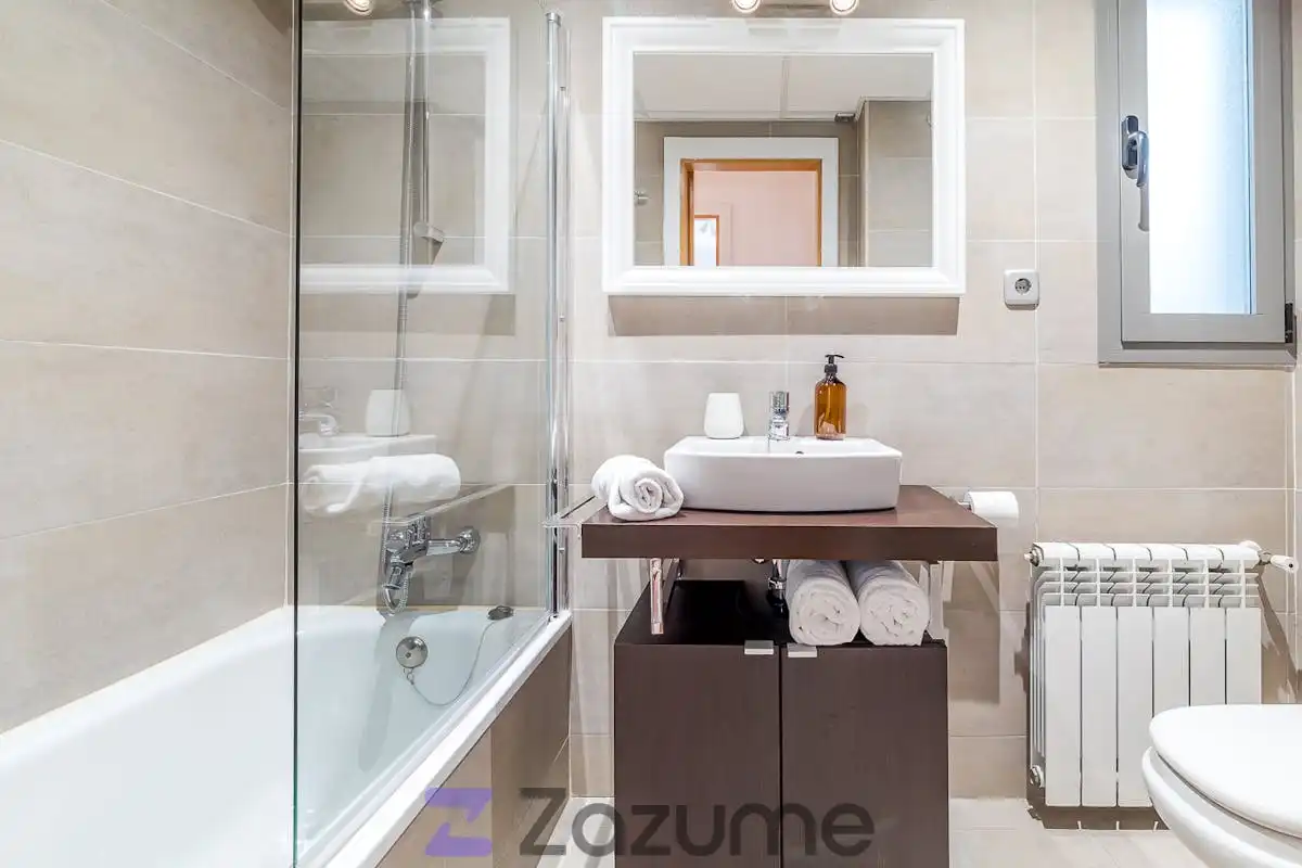 Flat for rent in C. del Divino Redentor, Valdeacederas