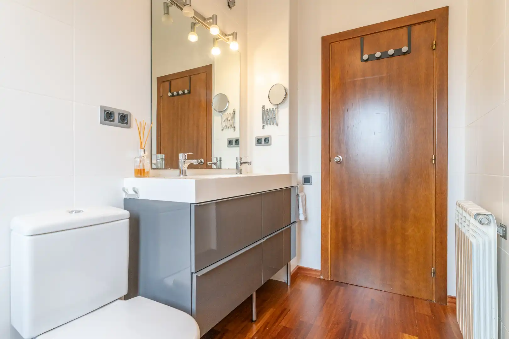 Badezimmer von Haus oder Chalet zum Verkauf in Reus mit Privatgarten, Parkett und Schwimmbad