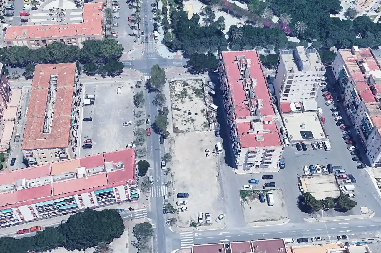 Terreny residencial en venda a Calle Diputado José Luis Barceló 10, imagen 3