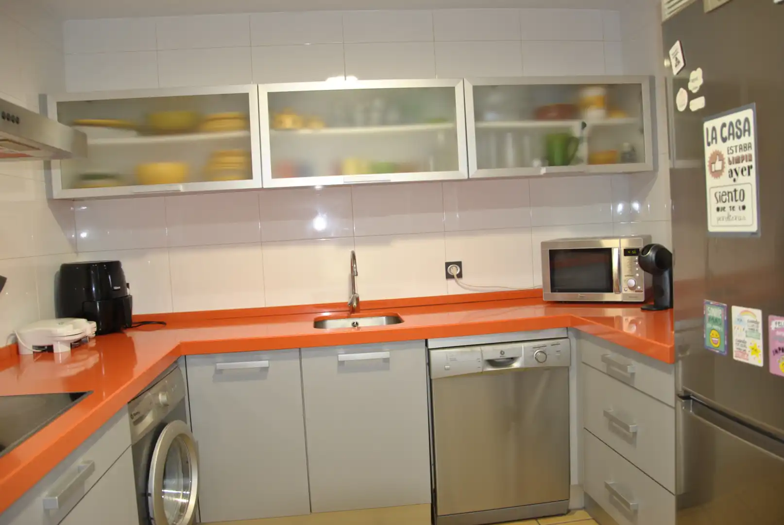 Cocina de Piso de alquiler en Plasencia con Aire acondicionado, Calefacción y Jardín privado
