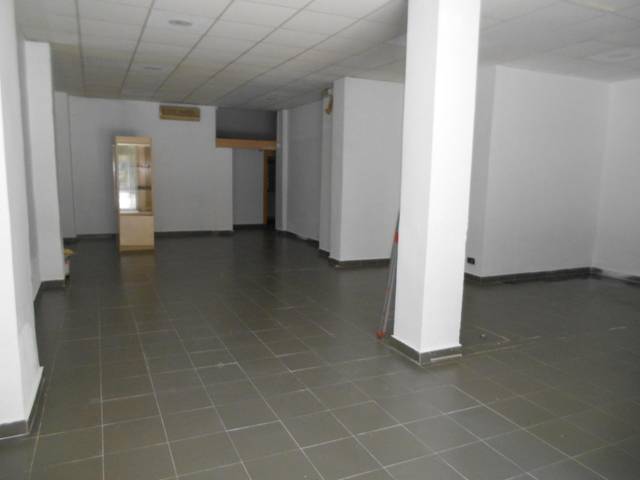 Local comercial en Alquiler en El Carmen