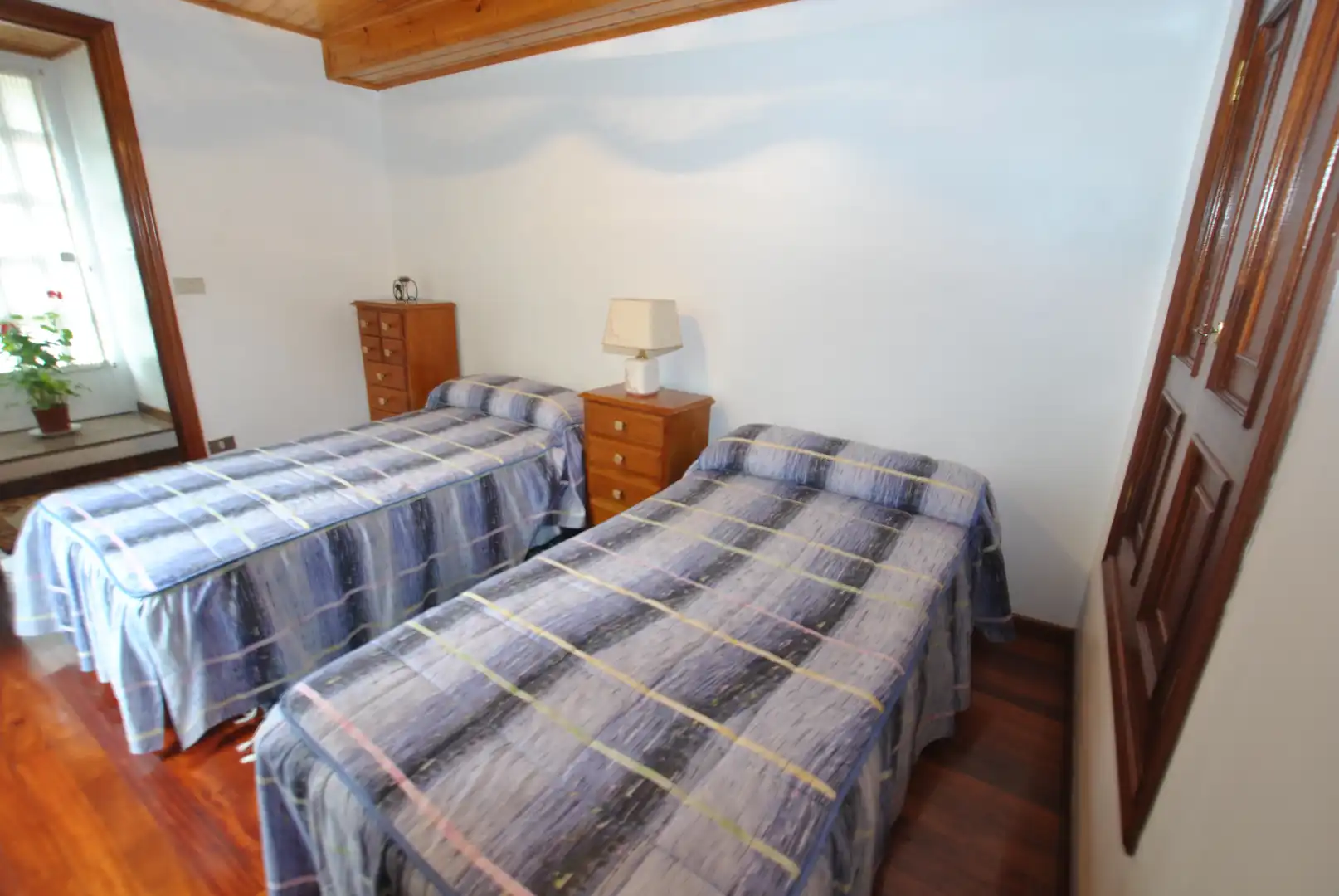 Habitación de Casa adosada en venta en A Arnoia con Terraza, Trastero y Horno