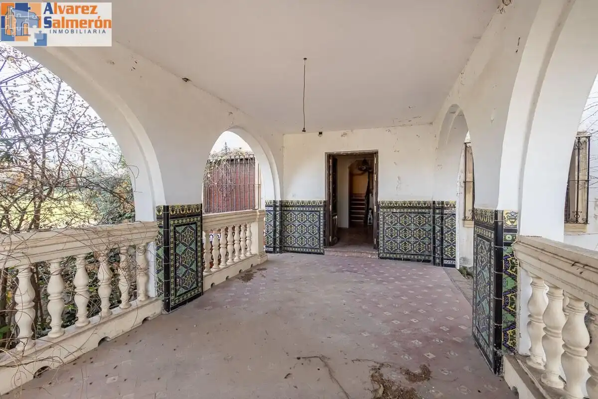 Country homes for sale in Calle CAJAR, Barrio de la Vega