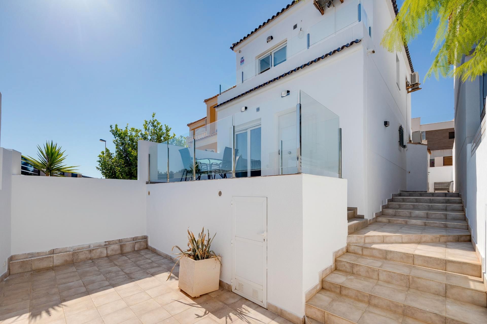Terrassa de Casa o xalet en venda en Torrevieja amb Aire condicionat, Terrassa i Balcó