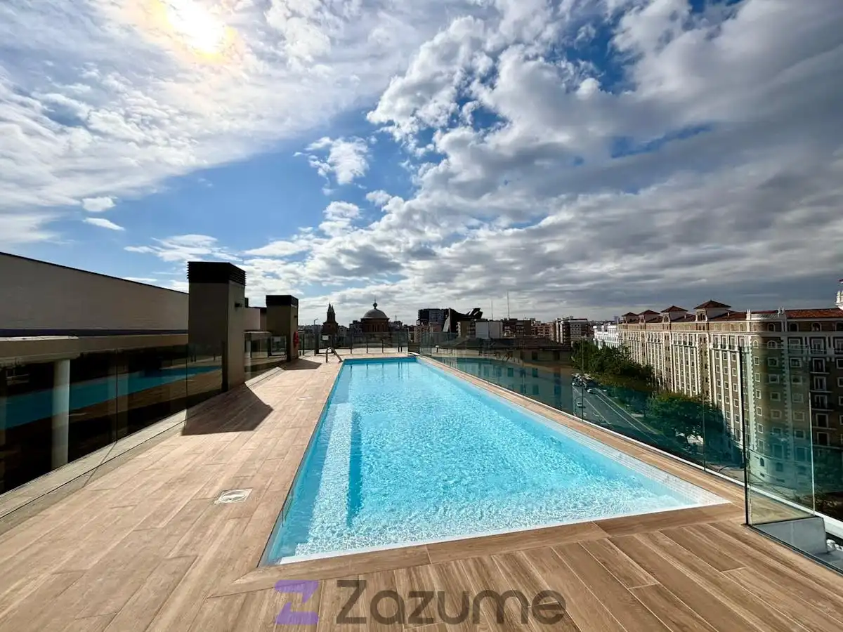 Piscina de Àtic de lloguer en Zaragoza amb Aire condicionat, Calefacció i Parquet