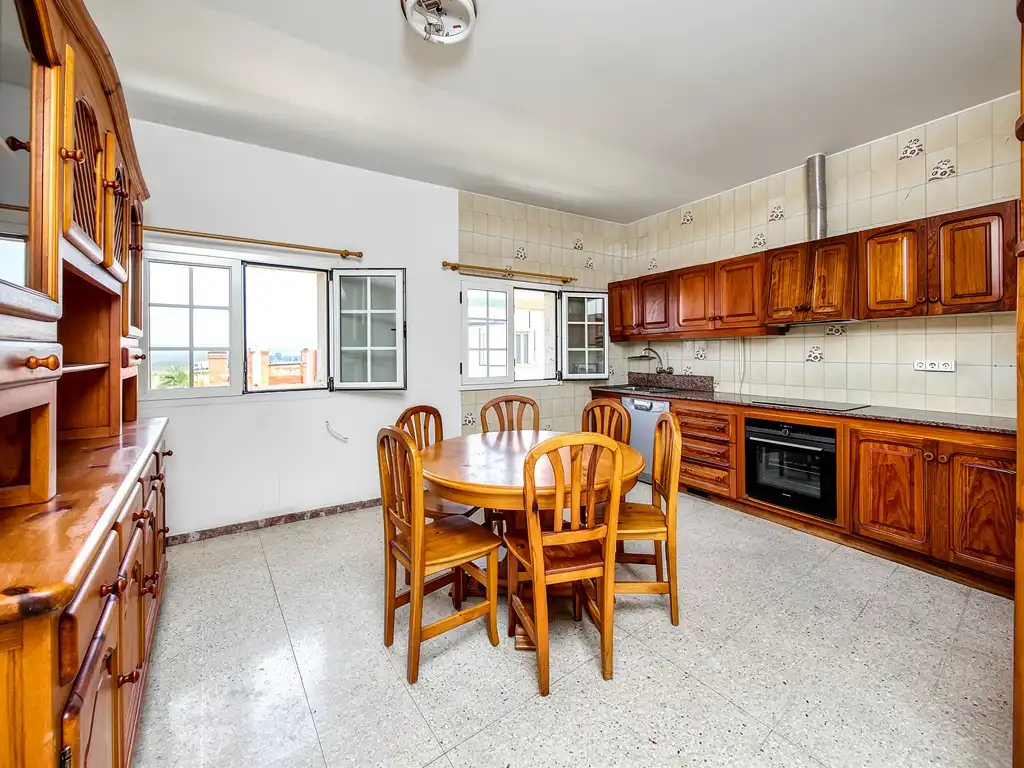 Cocina de Casa adosada en venta en Arucas con Terraza y Amueblado