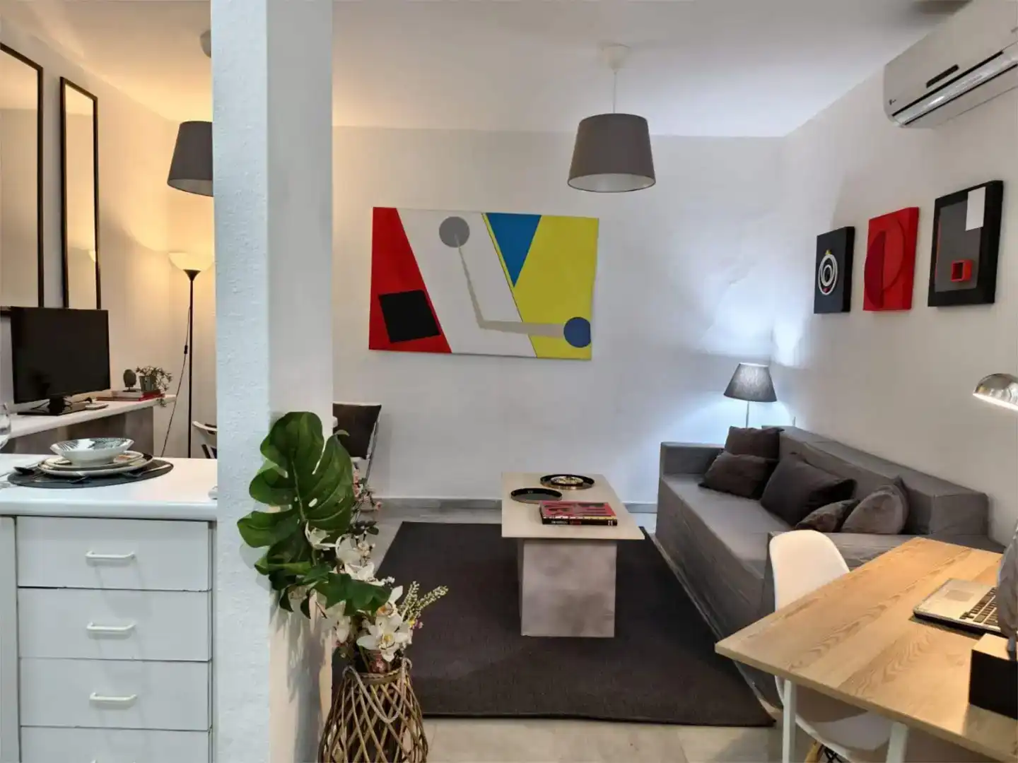 Sala d'estar de Pis en venda en  Sevilla Capital amb Aire condicionat