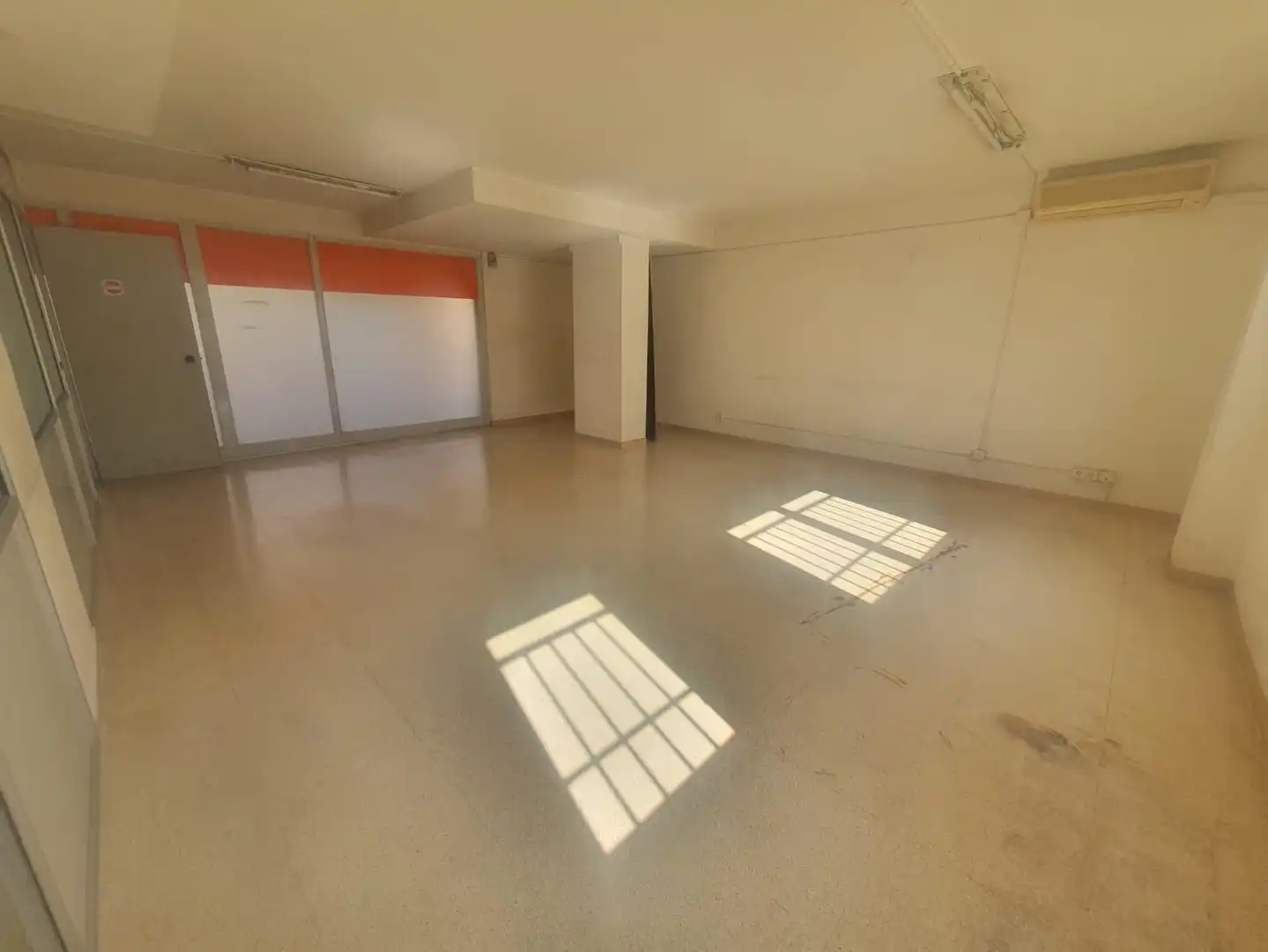 Local commercial à vendre à Martorell, imagen 21