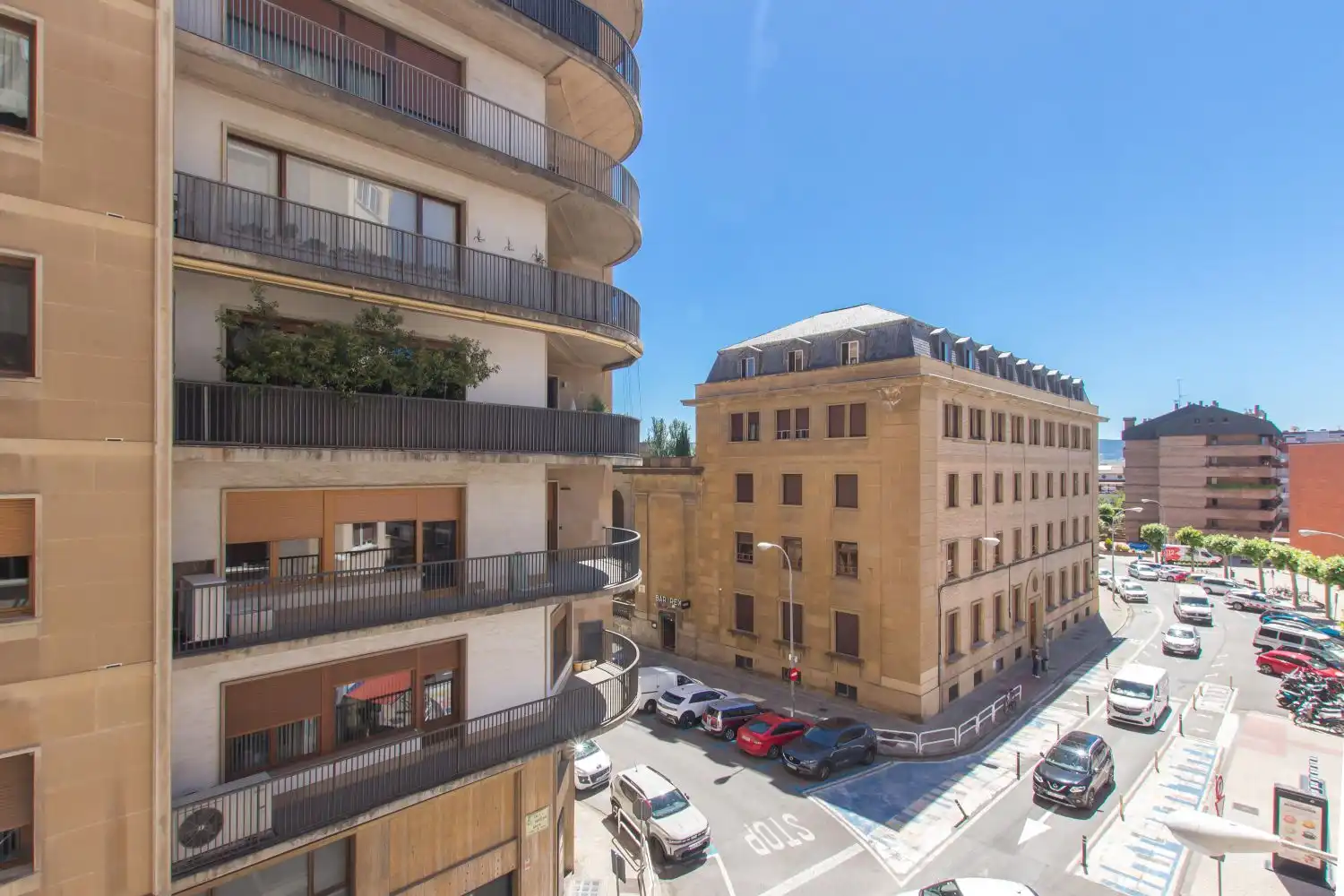 Vista exterior de Pis en venda en  Pamplona / Iruña amb Calefacció, Parquet i Balcó