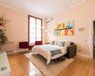 Dormitori de Apartament de lloguer en Roquetas de Mar amb Aire condicionat i Balcó