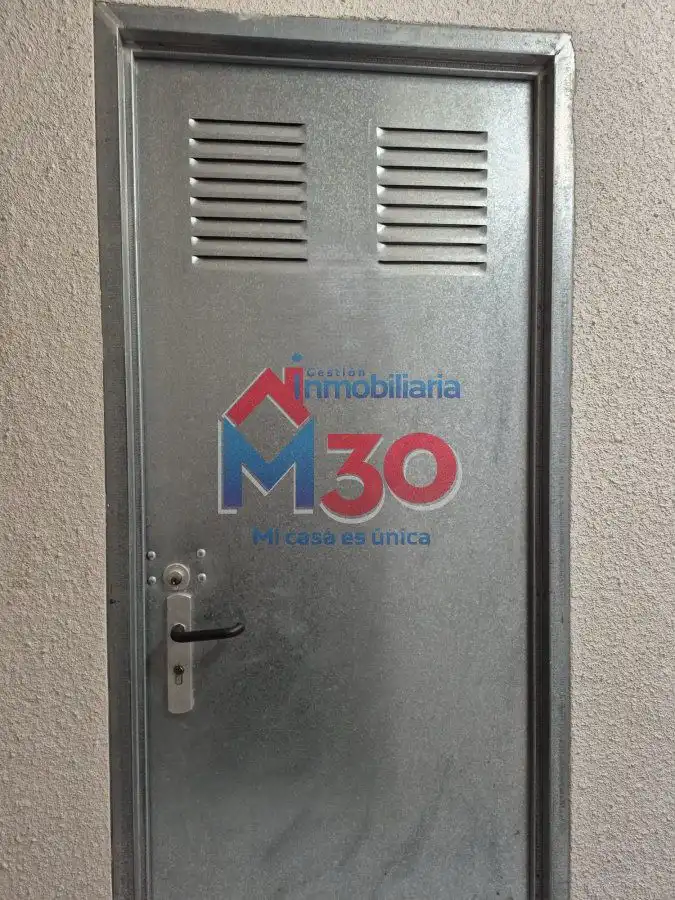 Vista exterior de Piso en venta en Miranda de Ebro con Calefacción, Parquet y Terraza
