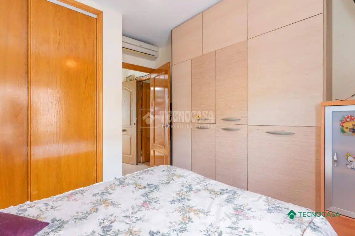 Bedroom of Flat for sale in Roquetas de Mar  with Air Conditioner and Community pool