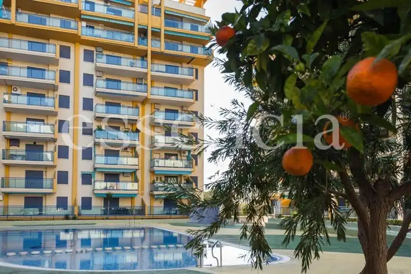 Piscina de Apartamento en venta en Gandia con Jardín privado, Terraza y Trastero