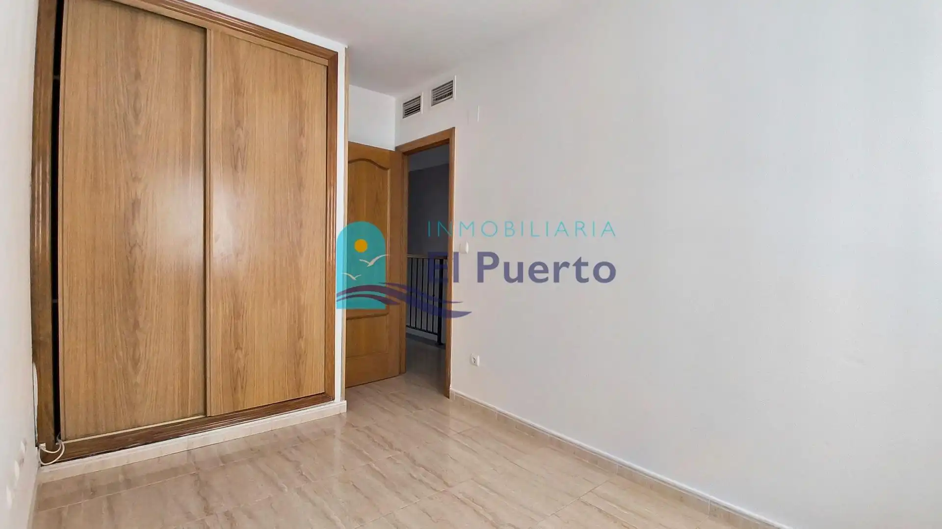 Habitación de Dúplex en venta en Mazarrón con Aire acondicionado, Calefacción y Terraza