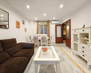 Living room of Single-family semi-detached to rent in Alcalá de Guadaira  with Air Conditioner and Terrace