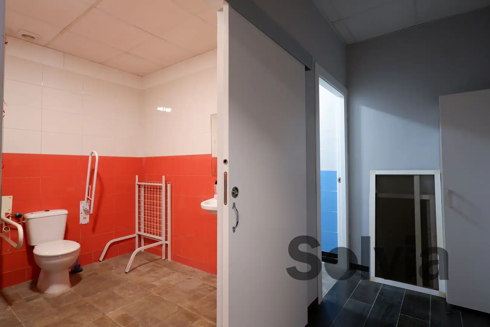 Commercial properties for sale in Avinguda de l'Advocat Fausto Caruana, El Baladre